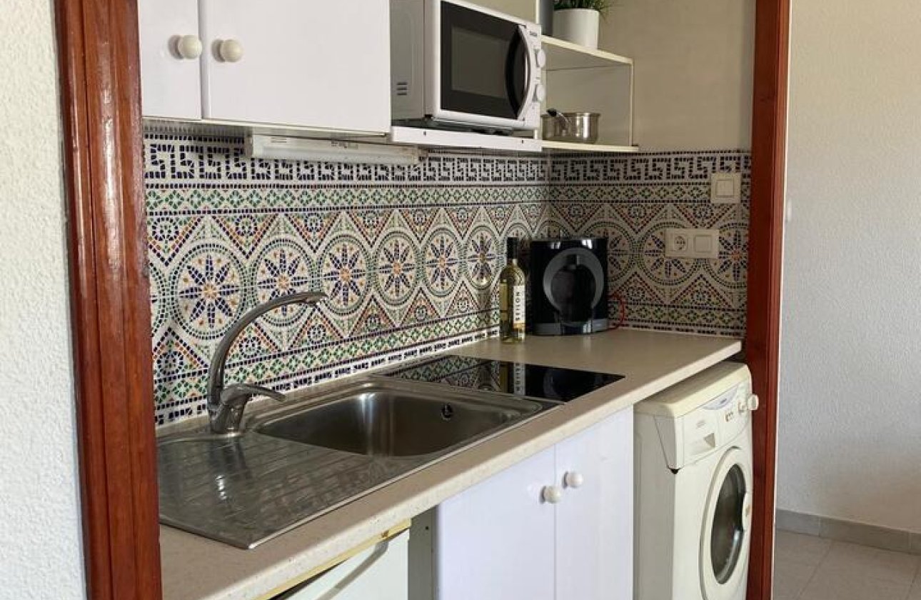 Alquiler a largo plazo - Apartamento / piso -
Villamartin