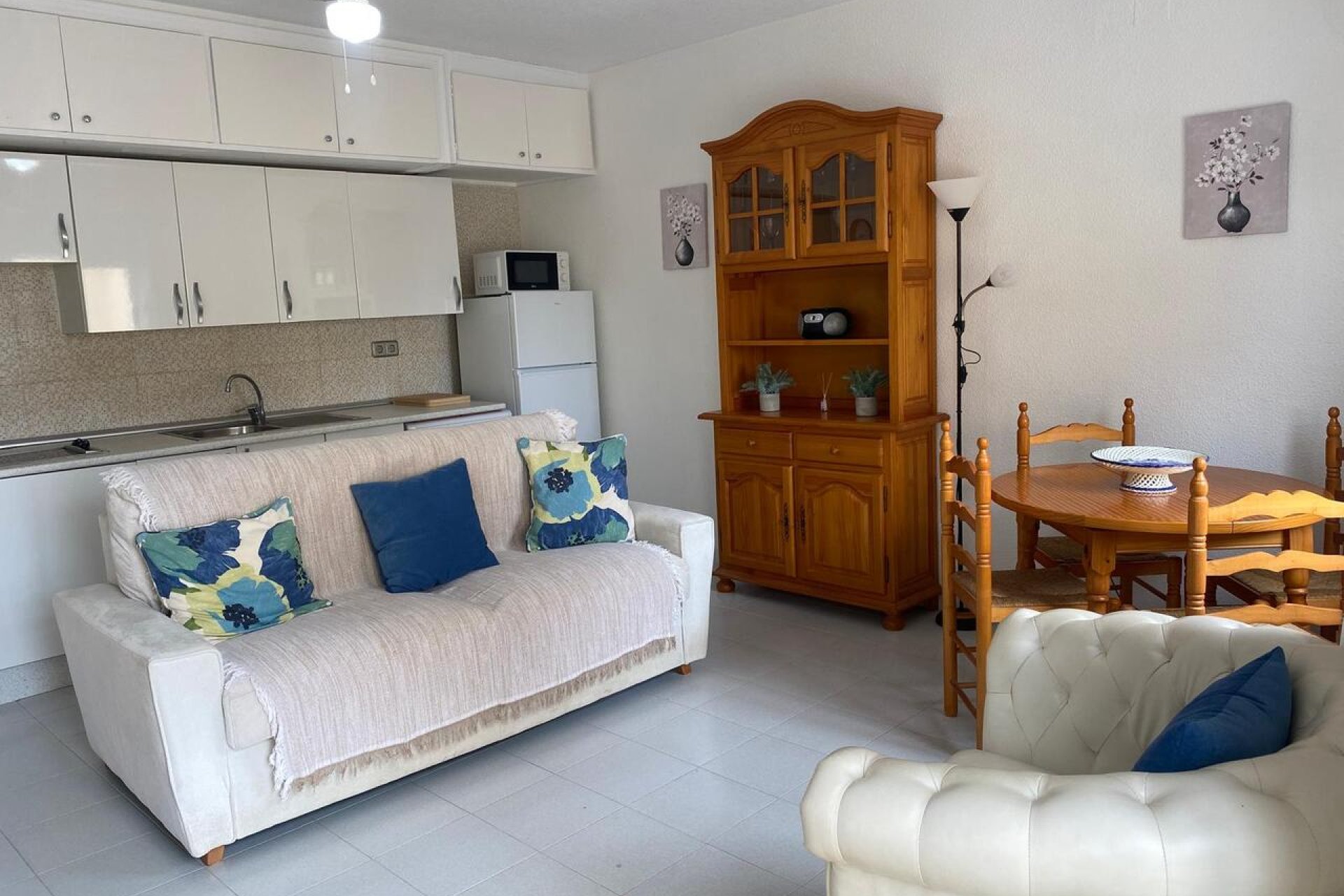 Alquiler a largo plazo - Apartamento / piso -
Villamartin