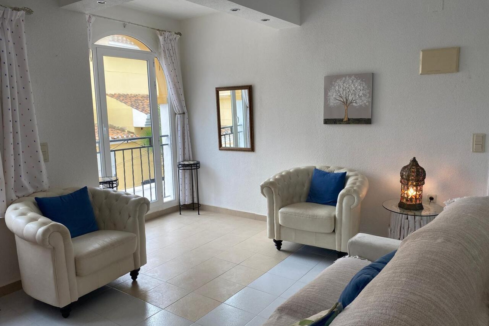Alquiler a largo plazo - Apartamento / piso -
Villamartin