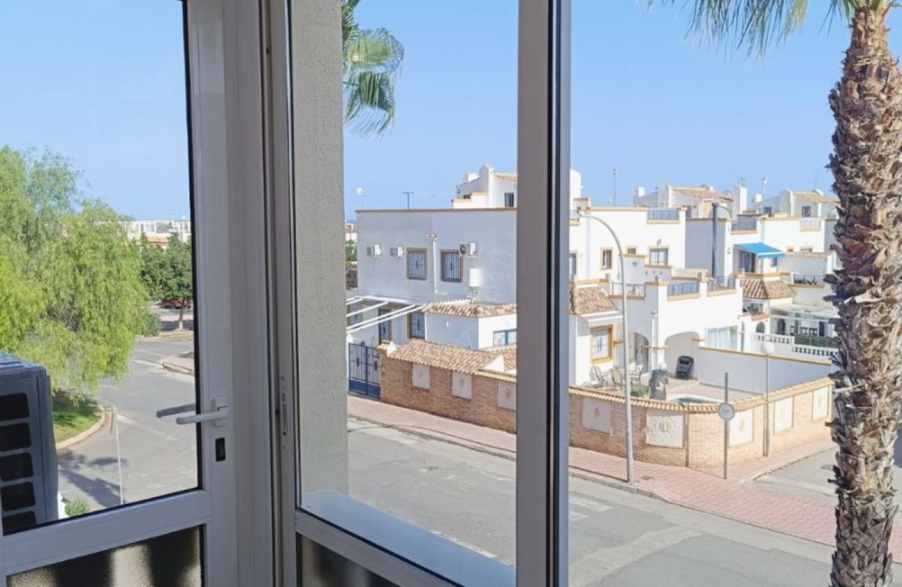 Alquiler para invierno - Apartamento / piso -
Orihuela Costa - La Florida