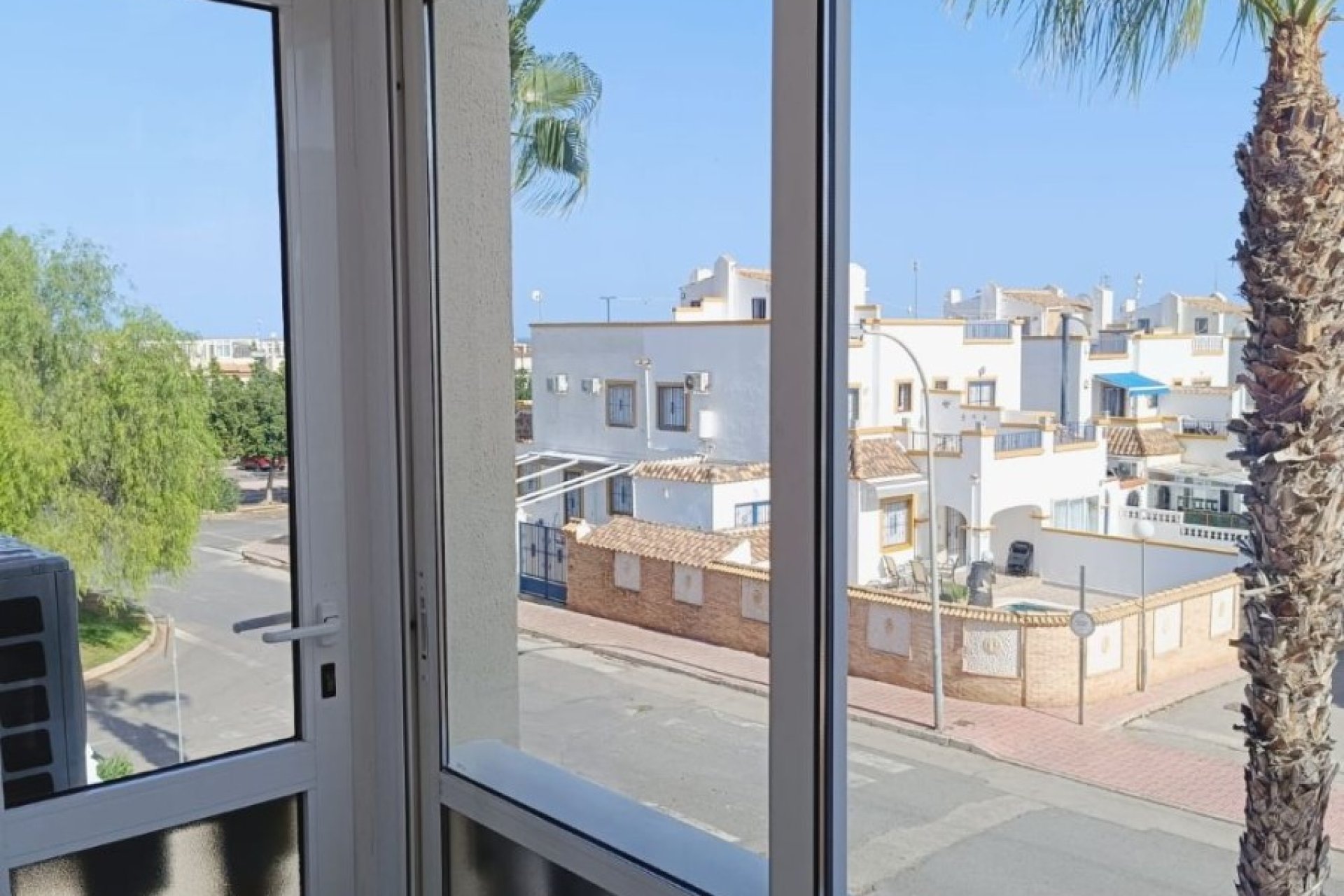 Alquiler para invierno - Apartamento / piso -
Orihuela Costa - La Florida