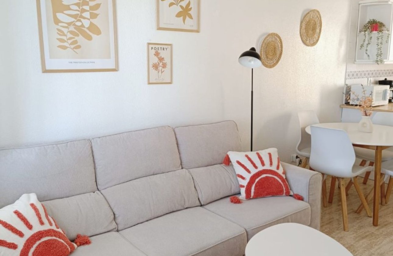 Alquiler para invierno - Apartamento / piso -
Orihuela Costa - La Florida
