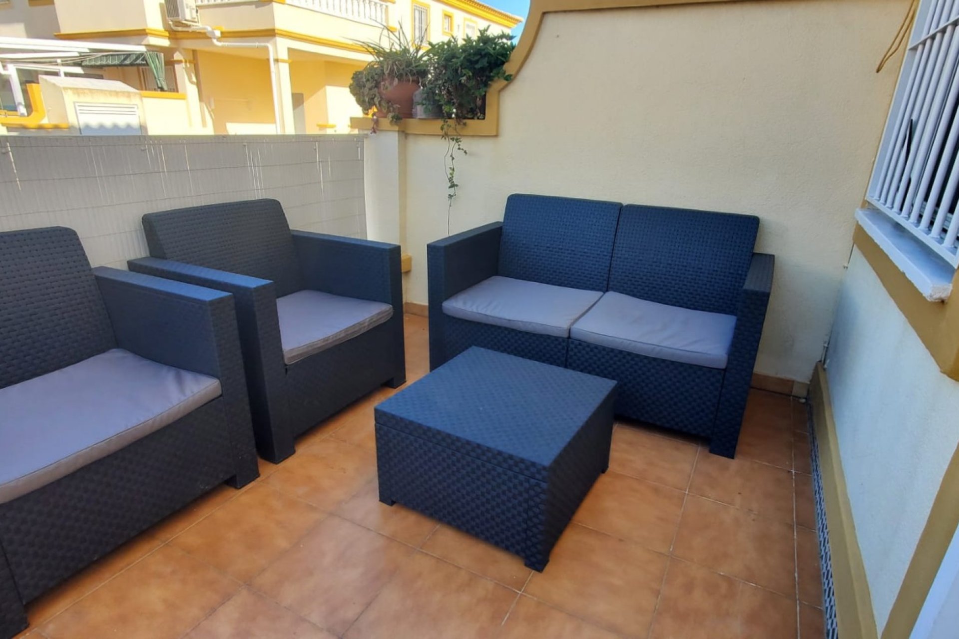 Alquiler para invierno - Apartamento / piso -
Orihuela Costa - La Florida