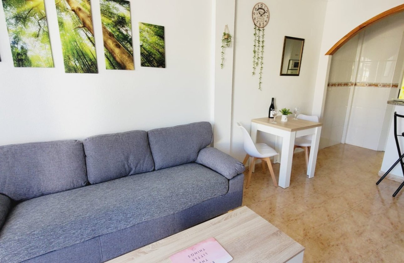 Alquiler para invierno - Apartamento / piso -
Orihuela Costa - La Florida