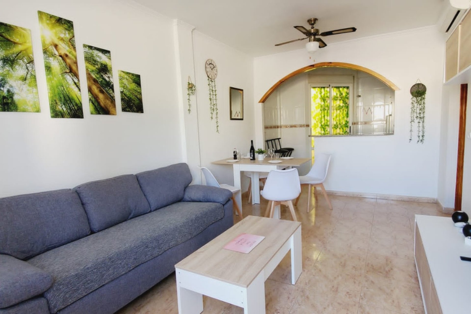 Alquiler para invierno - Apartamento / piso -
Orihuela Costa - La Florida