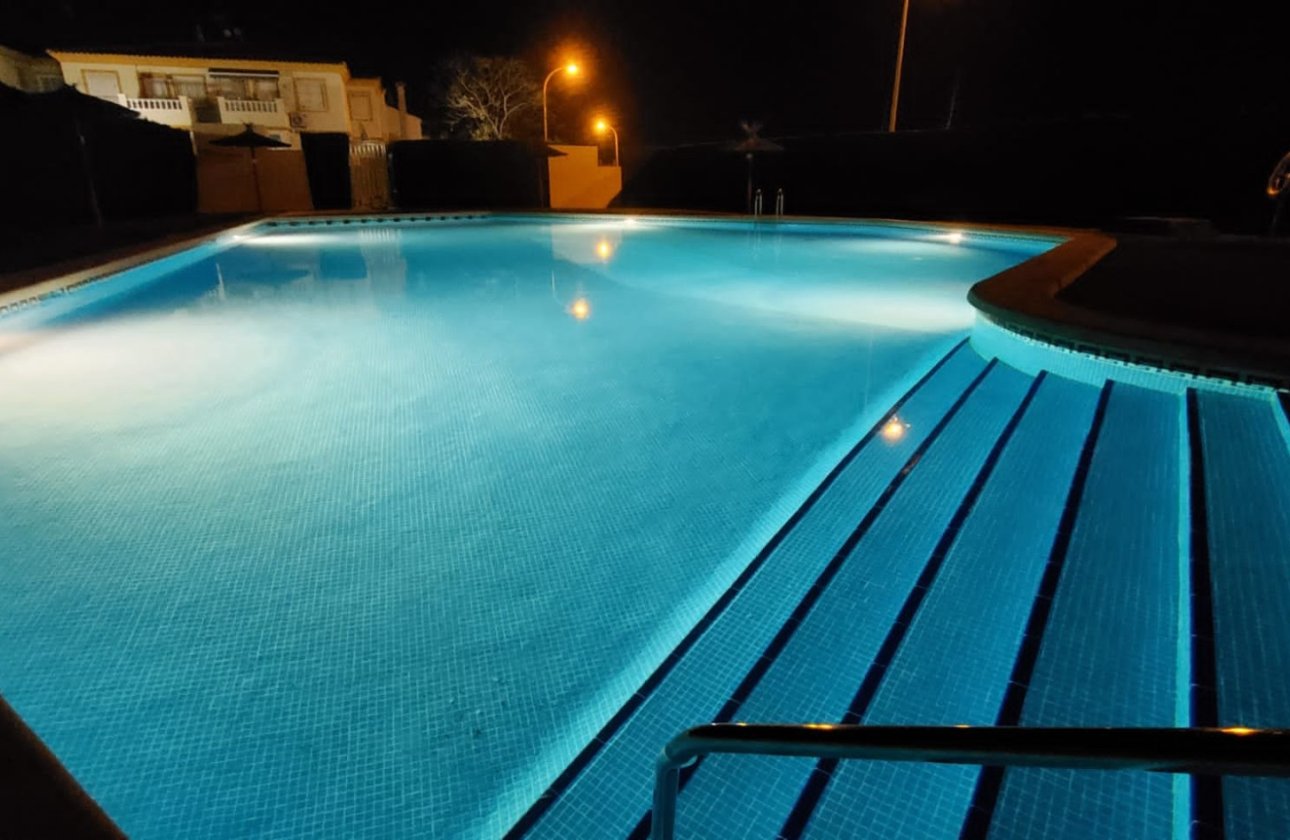 Alquiler para invierno - Apartamento / piso -
Orihuela Costa - La Florida