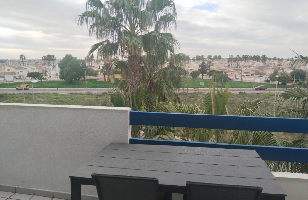 Alquiler para invierno - Apartamento / piso -
Orihuela Costa - Playa Flamenca