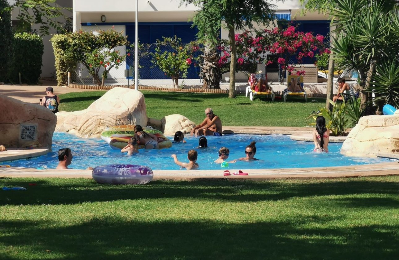 Alquiler para invierno - Apartamento / piso -
Orihuela Costa - Playa Flamenca