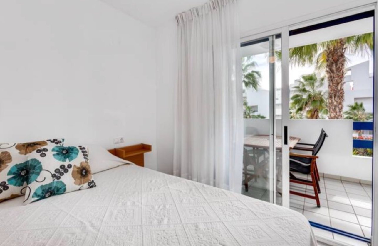 Alquiler para invierno - Apartamento / piso -
Orihuela Costa - Playa Flamenca