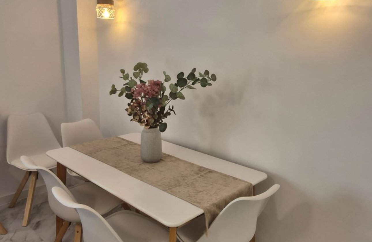 Alquiler para invierno - Apartamento / piso -
Orihuela Costa - Playa Flamenca