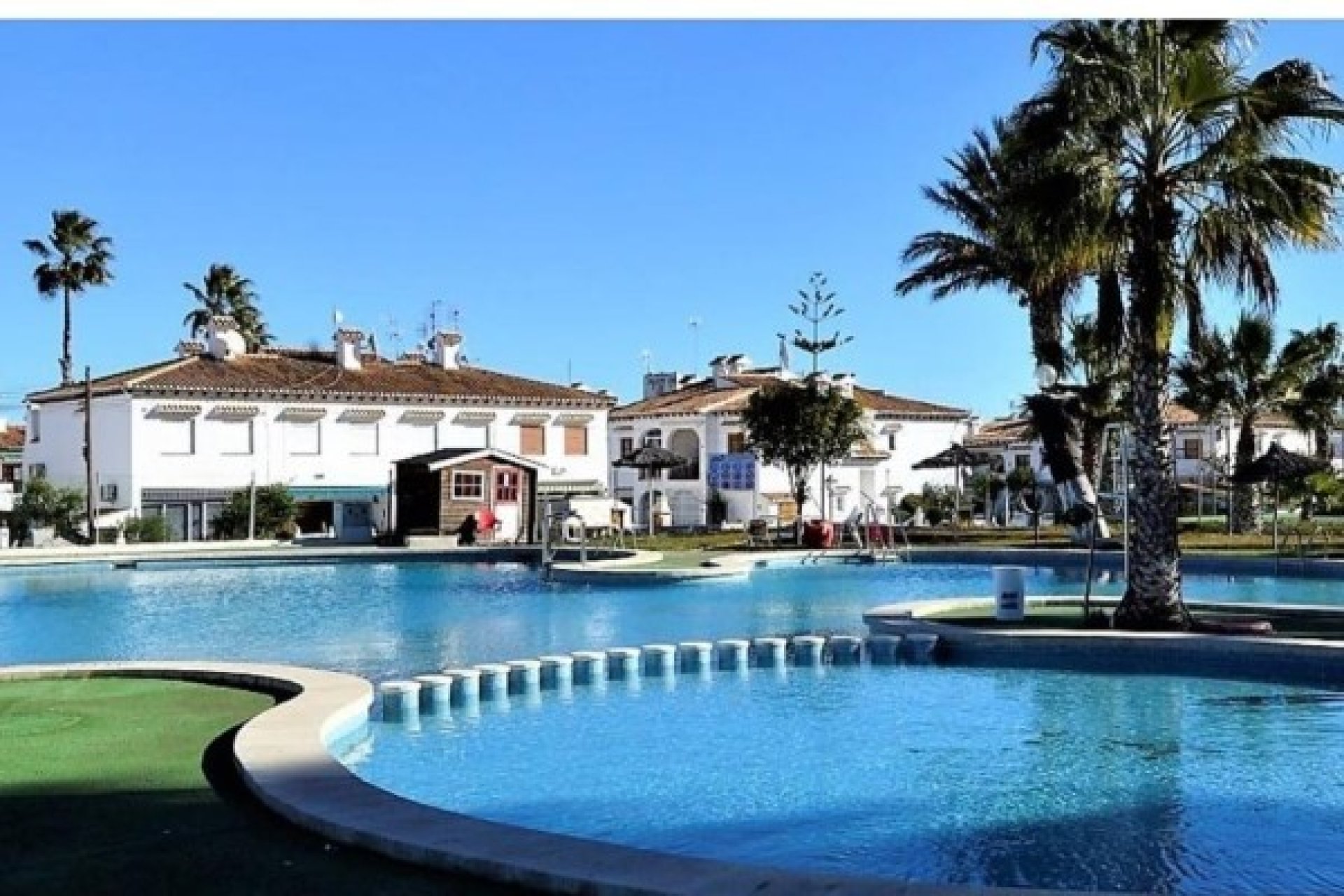 Alquiler para invierno - Bungalow -
Los Balcones - Lago Jardin