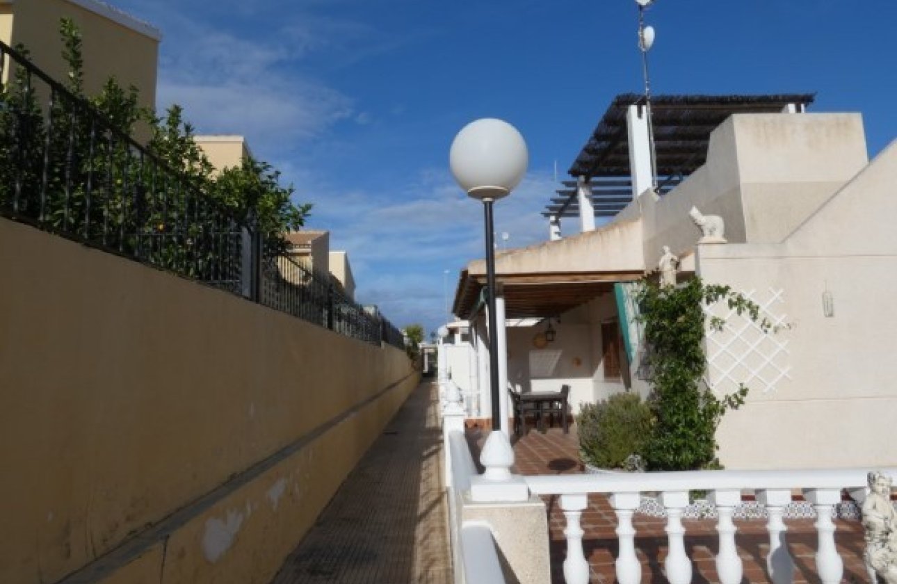 Alquiler para invierno - Bungalow -
Orihuela Costa - Playa Flamenca