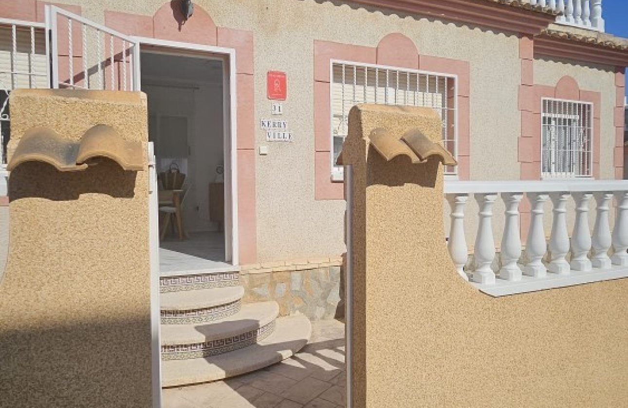 Alquiler para invierno - Bungalow -
Orihuela Costa - Playa Flamenca