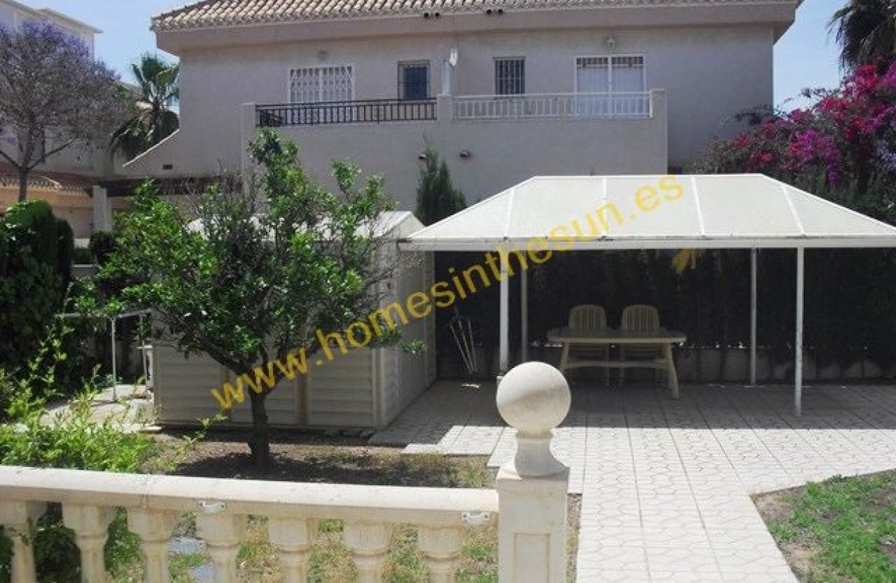 Alquiler para invierno - Villa -
Orihuela Costa - Playa Flamenca