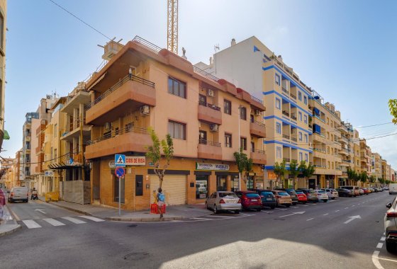 Apartamento / piso - Reventa - Torrevieja - Centro - Muelle Pesquero