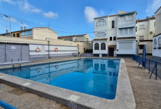 Apartamento / piso - Reventa - Torrevieja -
                Torrevieja