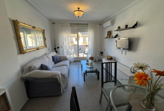 Apartamento - Resale - San Miguel de Salinas -
                San Miguel de Salinas
