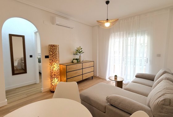 Apartman / lakás - Használt ingatlanok - Torrevieja - Torrevieja Centro