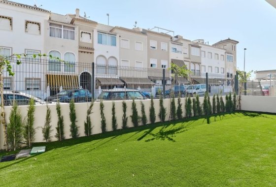 Apartman / lakás - Használt ingatlanok - Torrevieja - Torrevieja