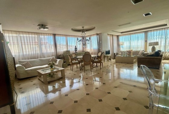 Apartment / flat - Resale - Benidorm - Benidorm Centro