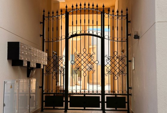 Apartment / flat - Resale - Teulada - Teulada Centro