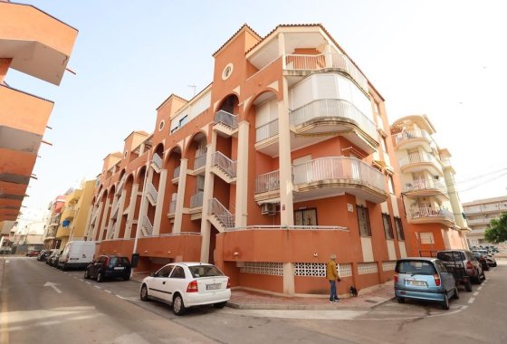 Apartment / flat - Resale - Torrevieja - La Mata pueblo