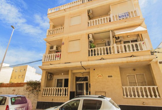 Apartment / flat - Resale - Torrevieja - La Mata