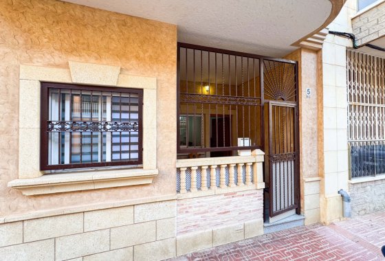Apartment / flat - Resale - Torrevieja - La Mata