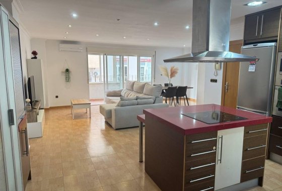 Apartment / flat - Resale - Torrevieja - Torrevieja Centro