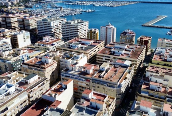 Apartment / flat - Resale - Torrevieja - Torrevieja Centro