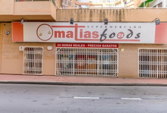 Commercial property - Használt ingatlanok - Torrevieja - Torrevieja Centro