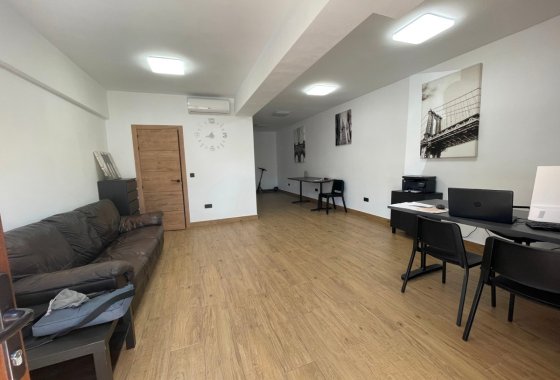 Commercial property - Resale - Guardamar del Segura -
                Guardamar del Segura Centro