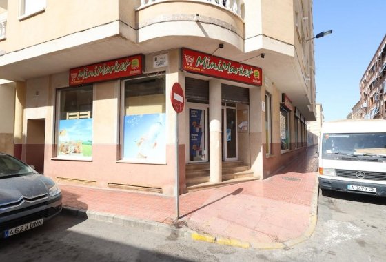 Commercial property - Resale - Torrevieja - Torrevieja Centro