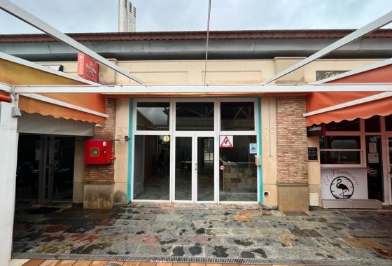 Commercial property - Reventa - Algorfa - Algorfa Centro