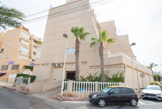 Garage - Resale - Torrevieja -
                Torre la mata