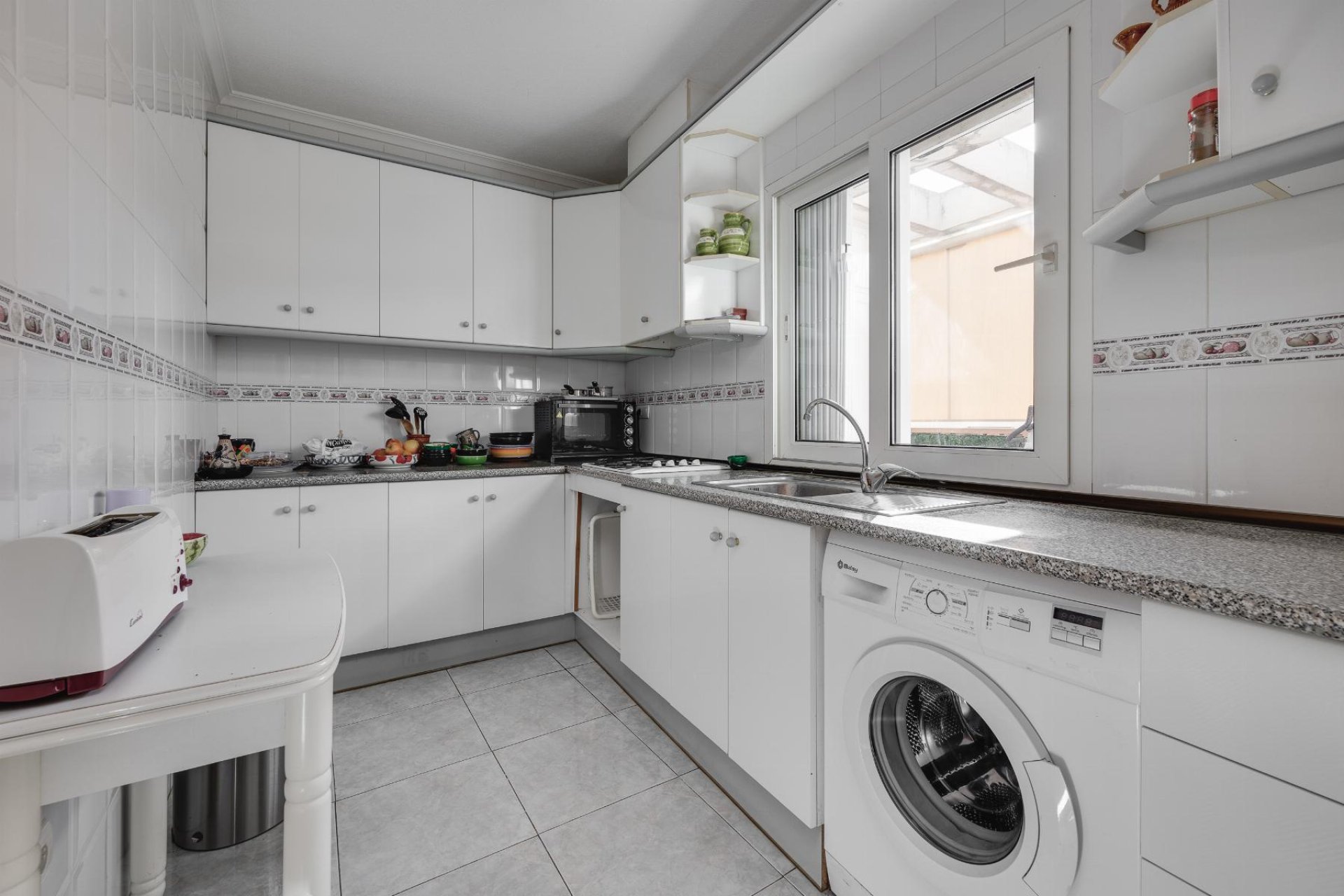 Használt ingatlanok - Apartamento -
Torrevieja - Parque de Las Naciones