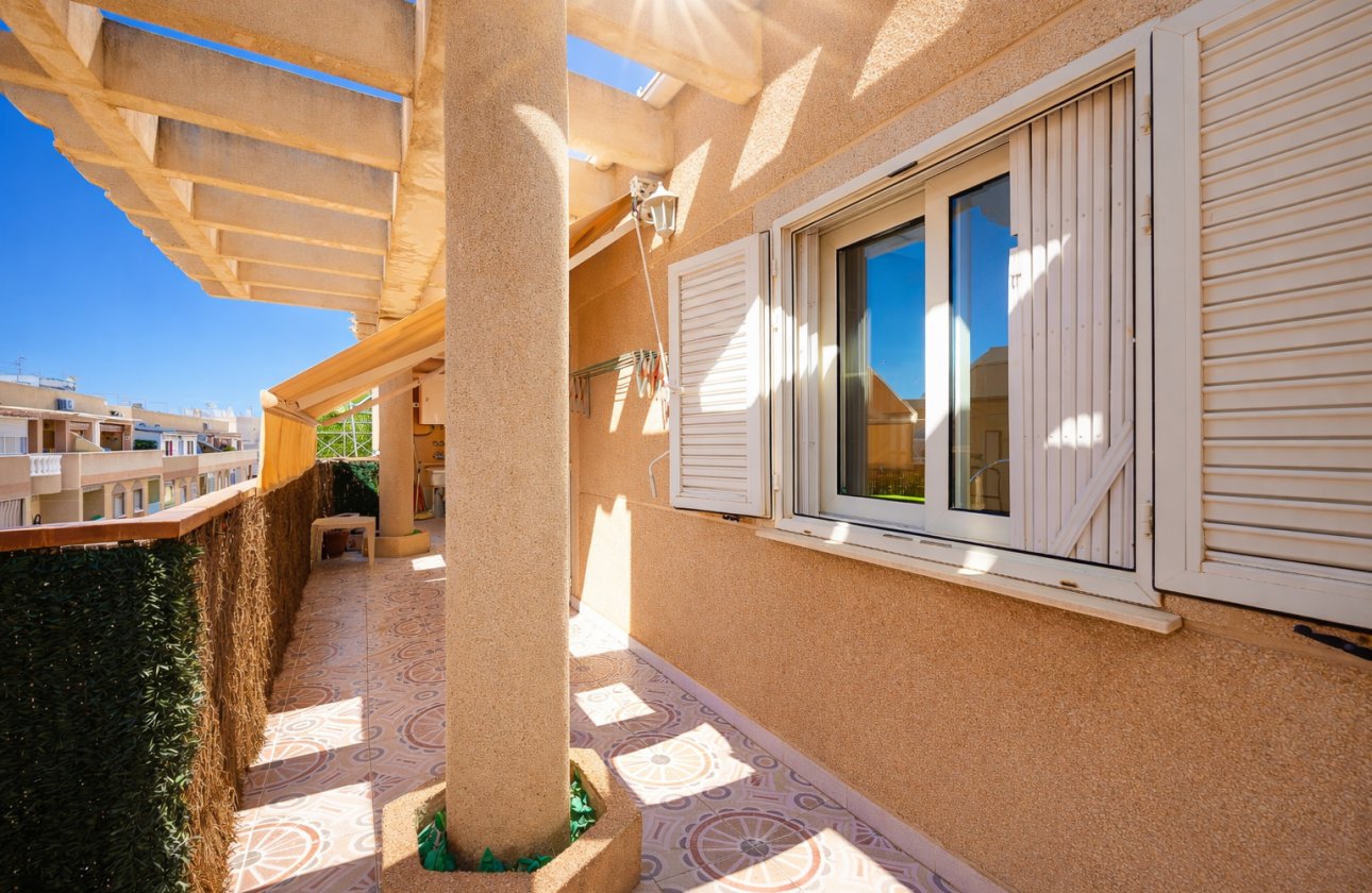 Használt ingatlanok - Apartamento -
Torrevieja - Parque de Las Naciones