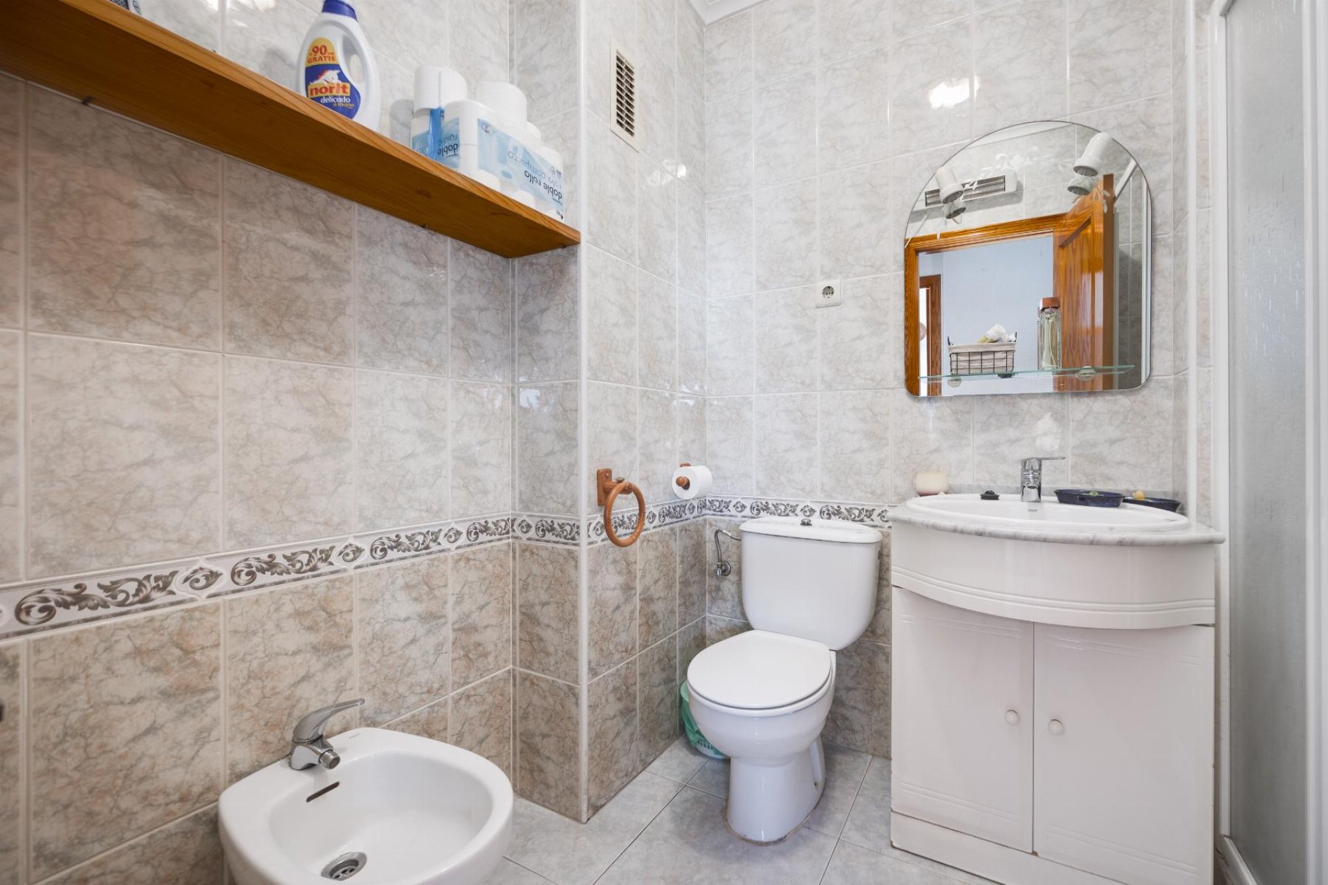 Használt ingatlanok - Apartamento -
Torrevieja - Parque de Las Naciones