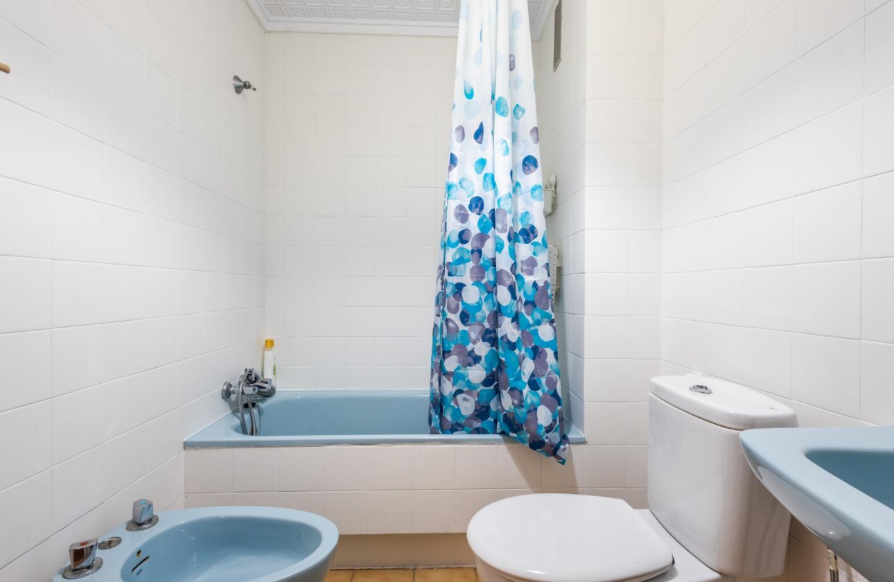 Használt ingatlanok - Apartamento -
Torrevieja - playa de los naufragos