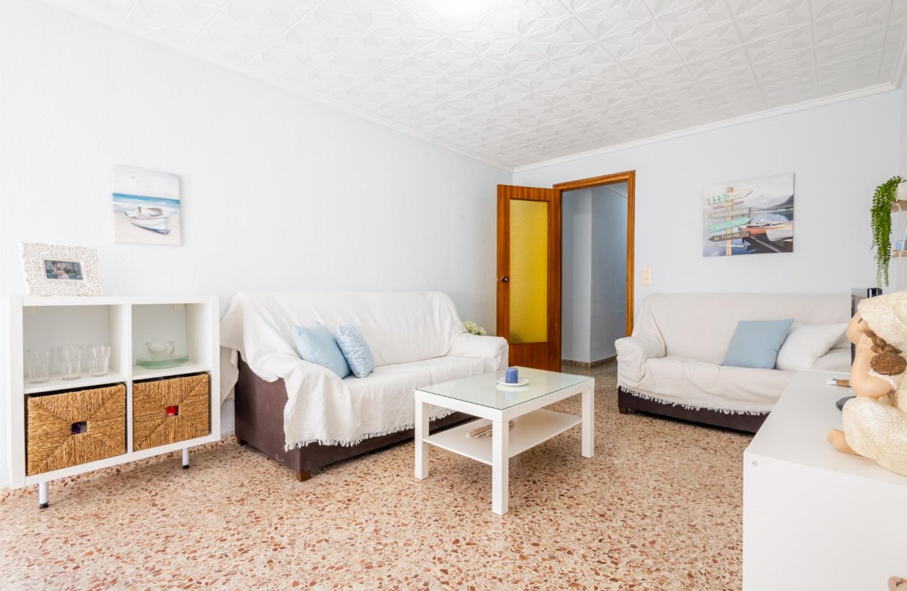 Használt ingatlanok - Apartamento -
Torrevieja - playa de los naufragos