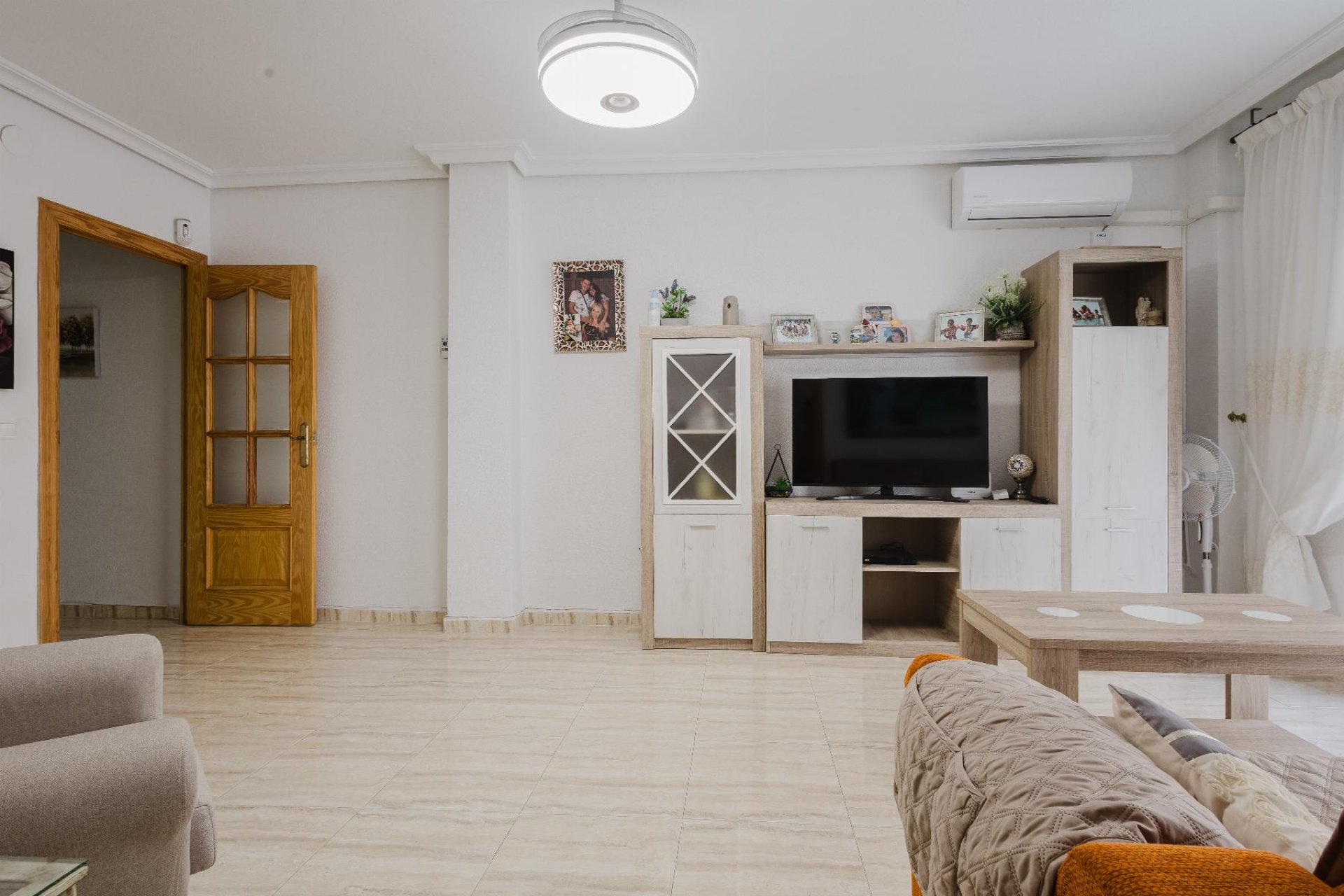 Használt ingatlanok - Apartamento -
Torrevieja - Playa del Acequión