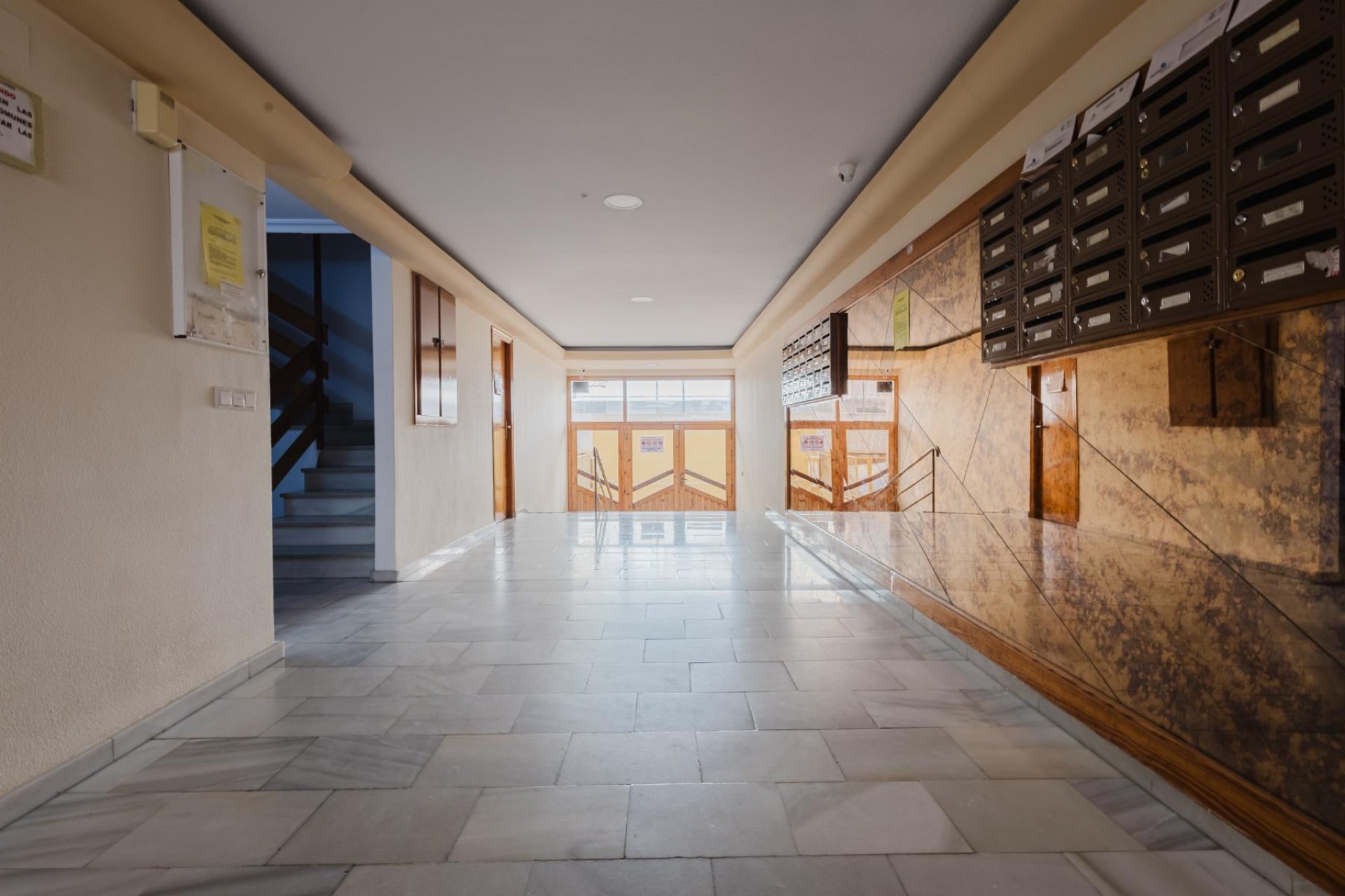 Használt ingatlanok - Apartamento -
Torrevieja - Playa del Acequión