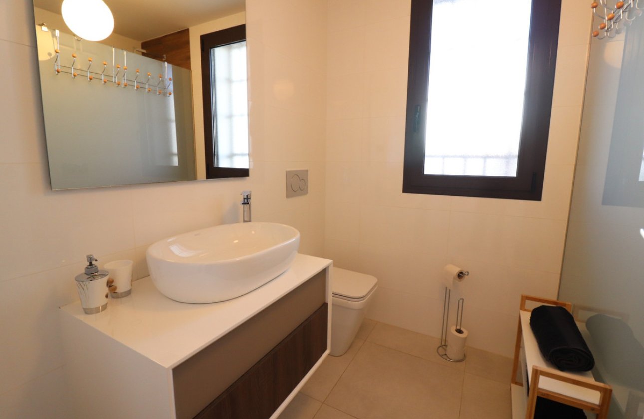 Használt ingatlanok - Apartman / lakás -
Algorfa - Algorfa Centro