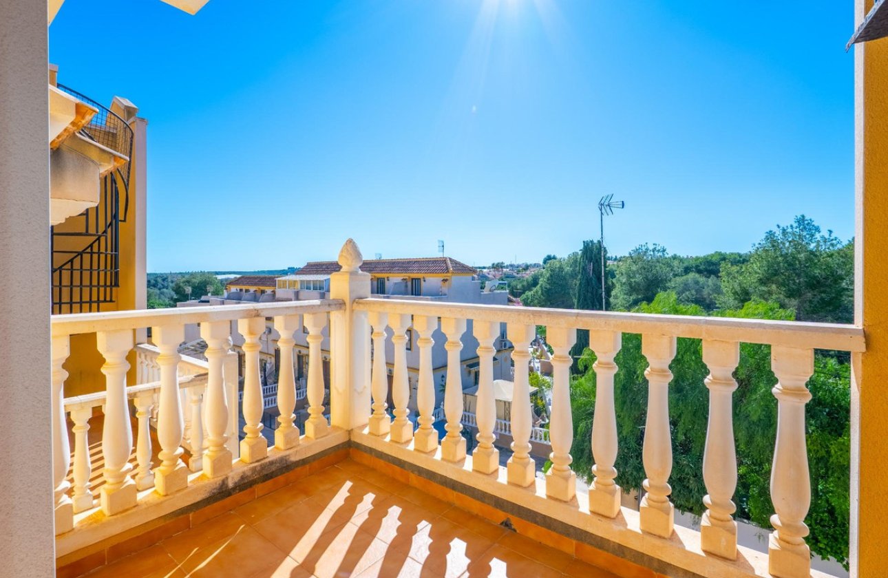 Használt ingatlanok - Apartman / lakás -
Algorfa - Algorfa Centro