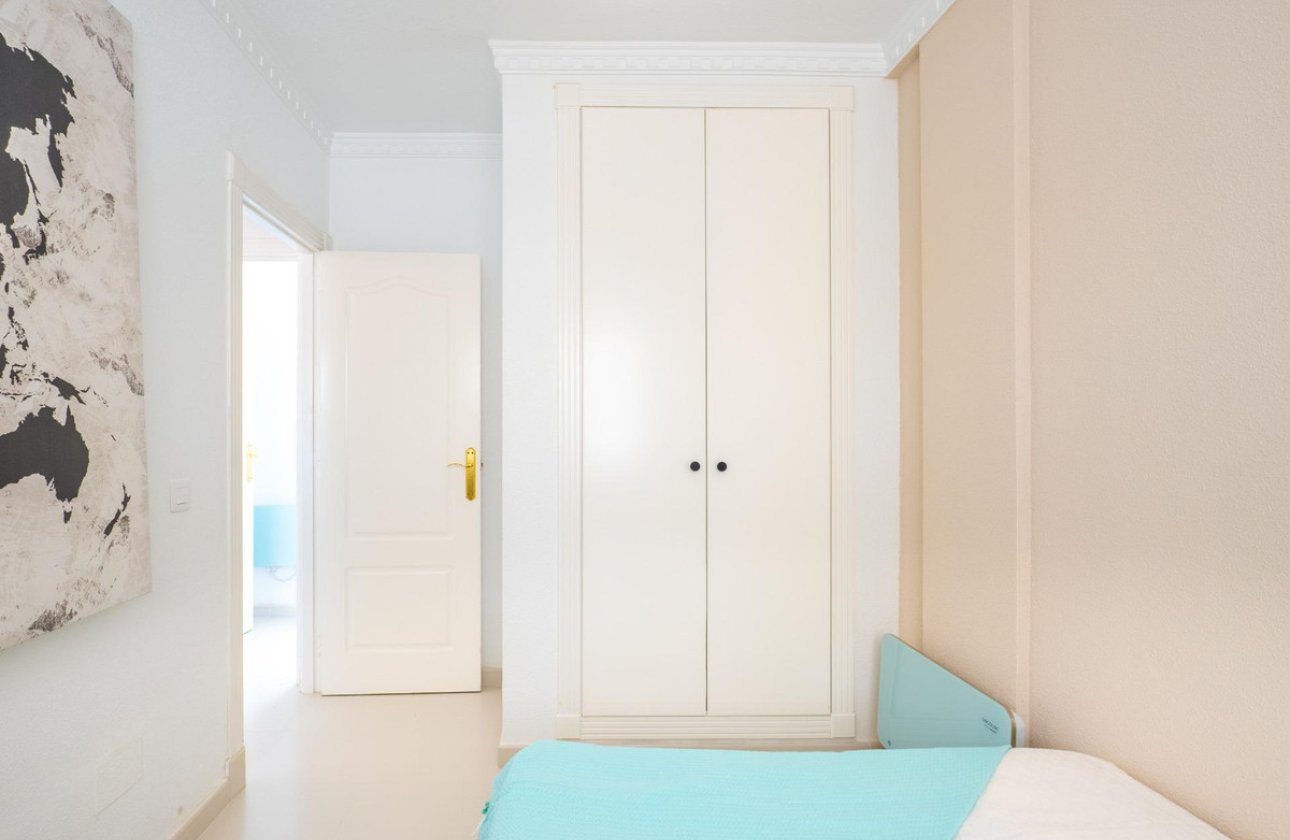 Használt ingatlanok - Apartman / lakás -
Algorfa - Algorfa Centro