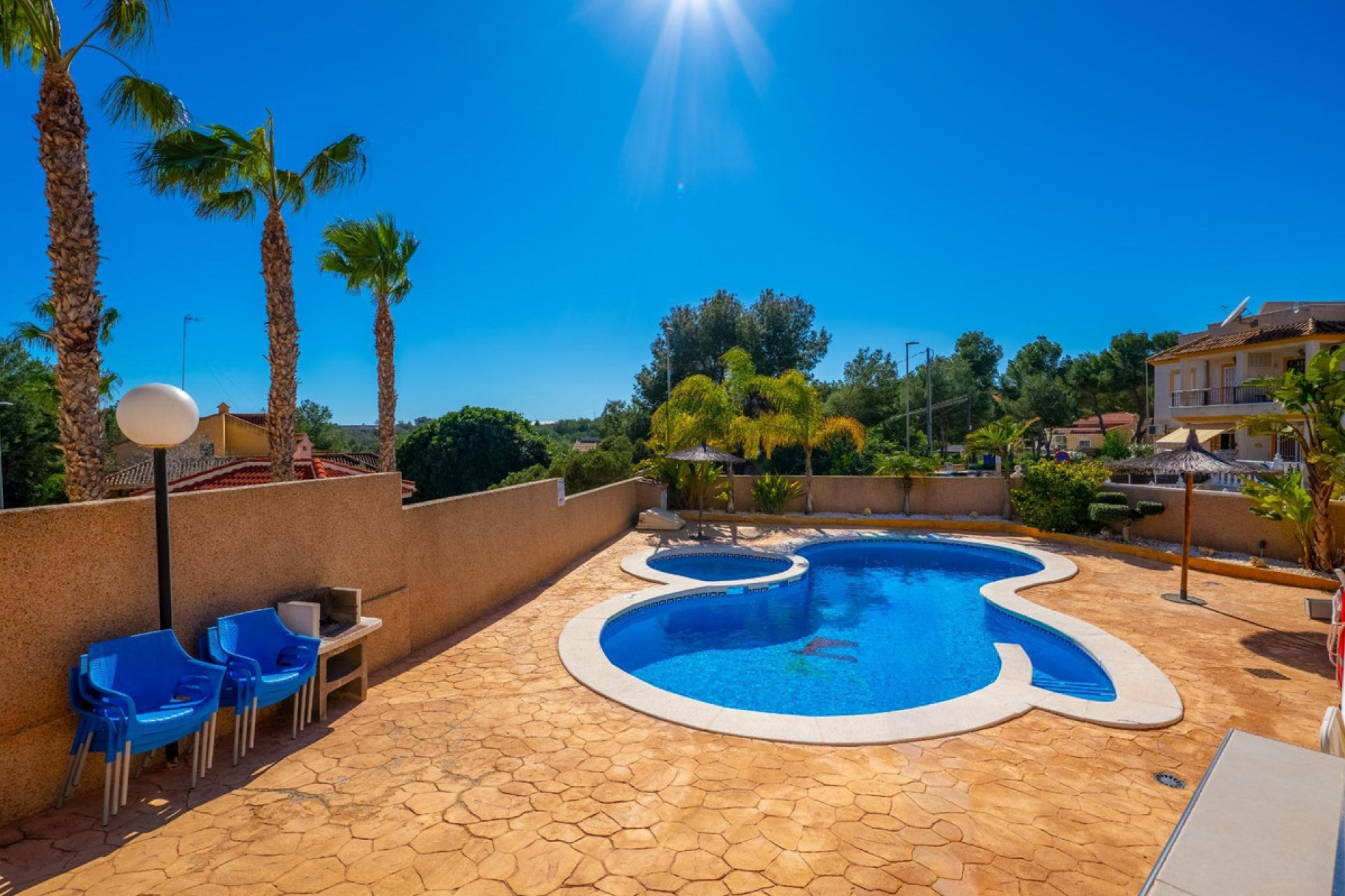 Használt ingatlanok - Apartman / lakás -
Algorfa - Algorfa Centro