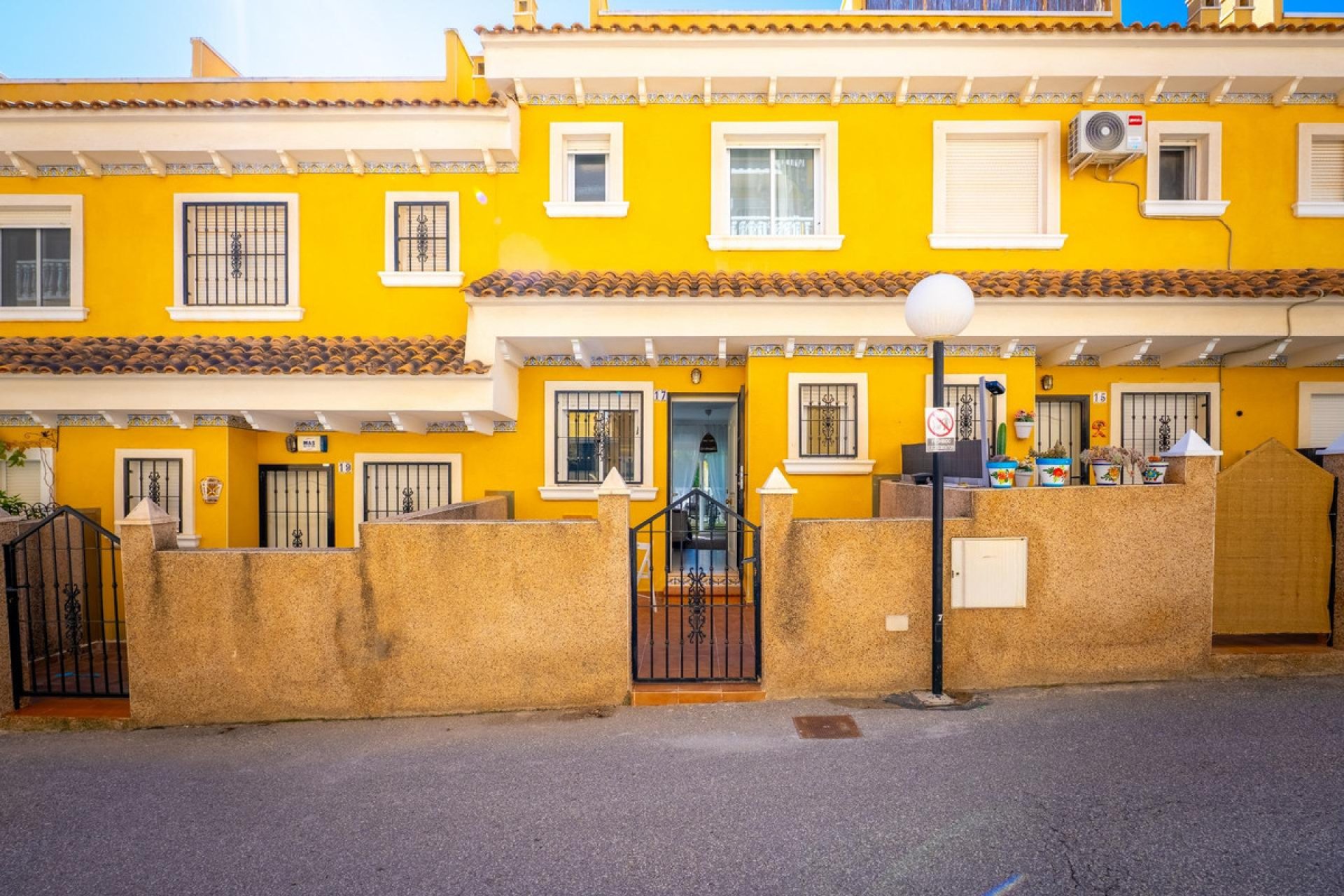 Használt ingatlanok - Apartman / lakás -
Algorfa - Algorfa Centro