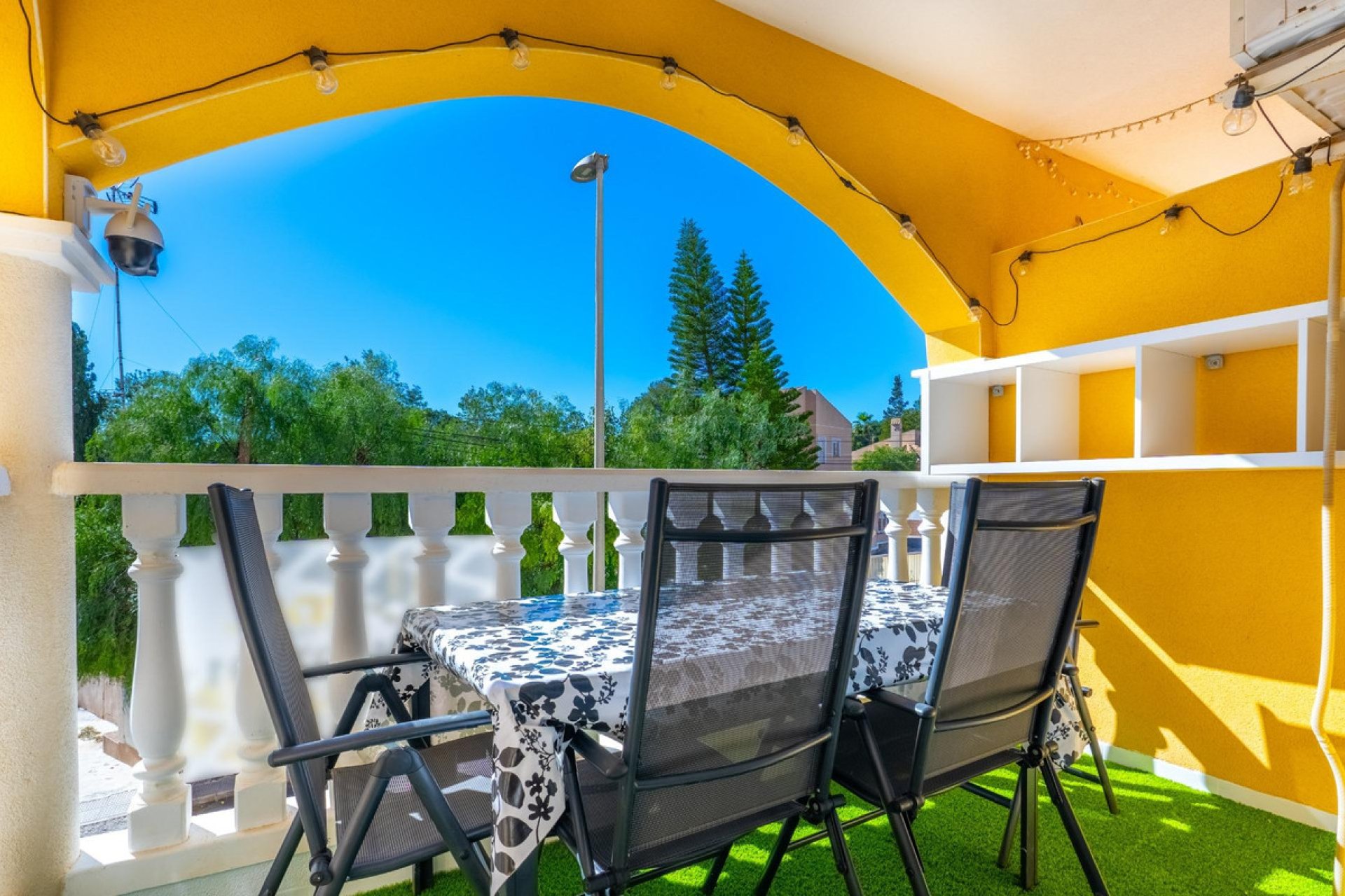 Használt ingatlanok - Apartman / lakás -
Algorfa - Algorfa Centro