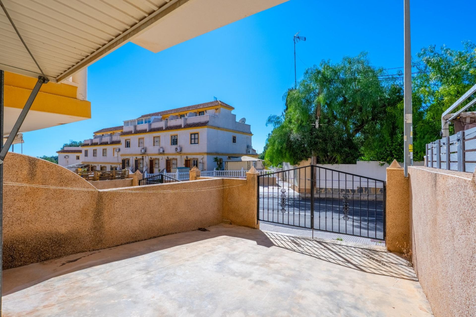 Használt ingatlanok - Apartman / lakás -
Algorfa - Algorfa Centro