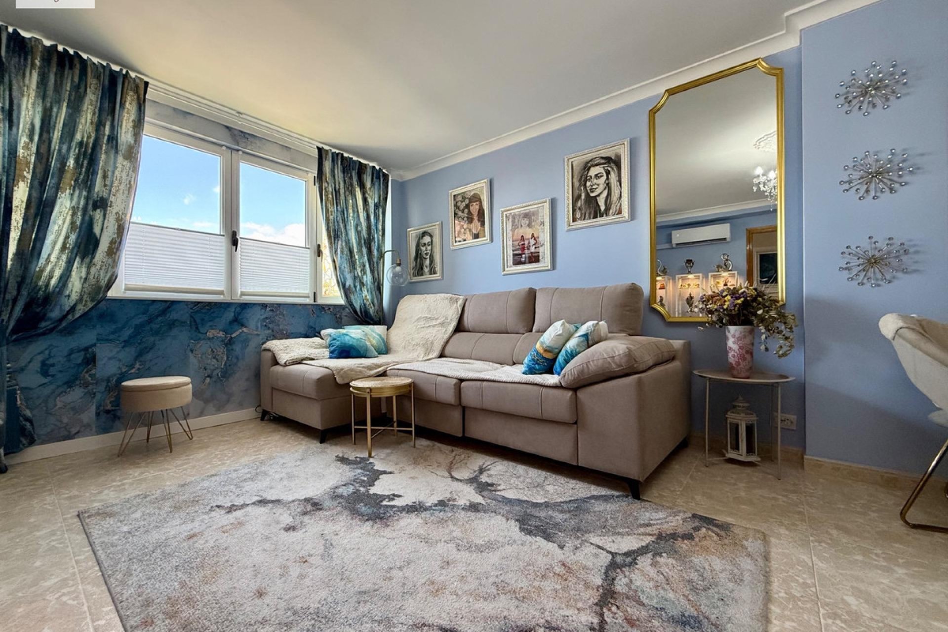 Használt ingatlanok - Apartman / lakás -
Alicante - Alicante Centro